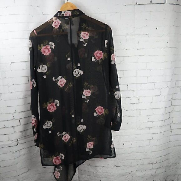 DIVIDED H&M BLACK SHEER LONG SLEEVE ASYMETRICAL PINK ROSE SCULL TOP SIZE 2 NWT - Picture 8 of 8
